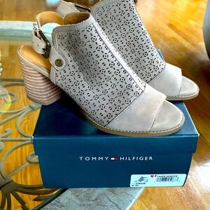 Tommy Hilfiger size 8 - 3 inch heels
